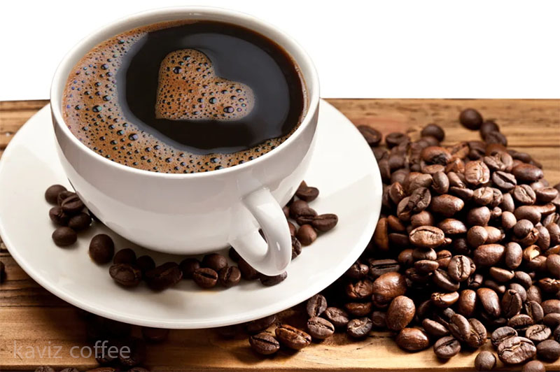 فنجان قهوه بعد از دیگس دانه ها