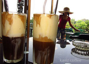 دو لیوان کافه سودا در ویتنام